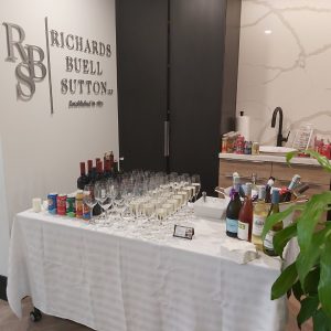 Hire a Bartender for yor corporate party